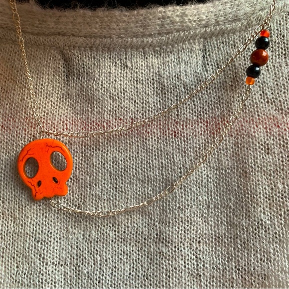 3x25$ 👻 🎃 🧟 Handmade - Short necklace asymmetrical skull double chains orange - Picture 1 of 7